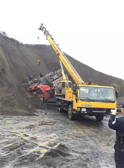 石城上犹道路救援